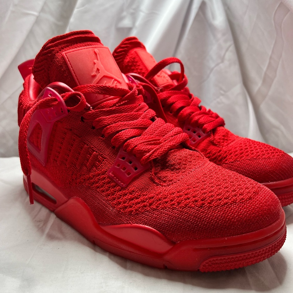Mike Air Jordan Retro Flyknit university red